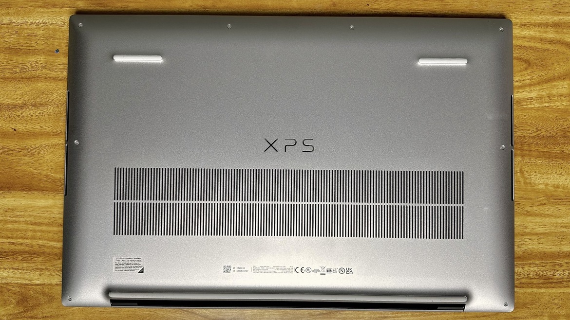 Dell XPS 17 (9730) Review: A High-Performance, Gorgeous Laptop