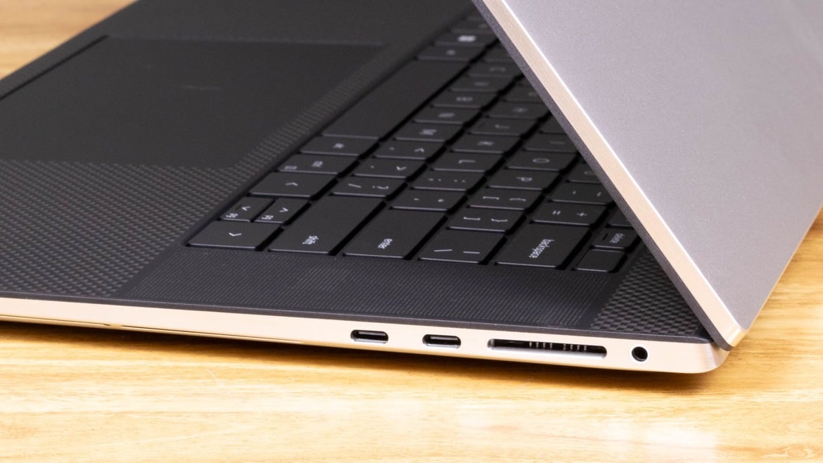 Dell XPS 17 (9730) Review: A High-Performance, Gorgeous Laptop