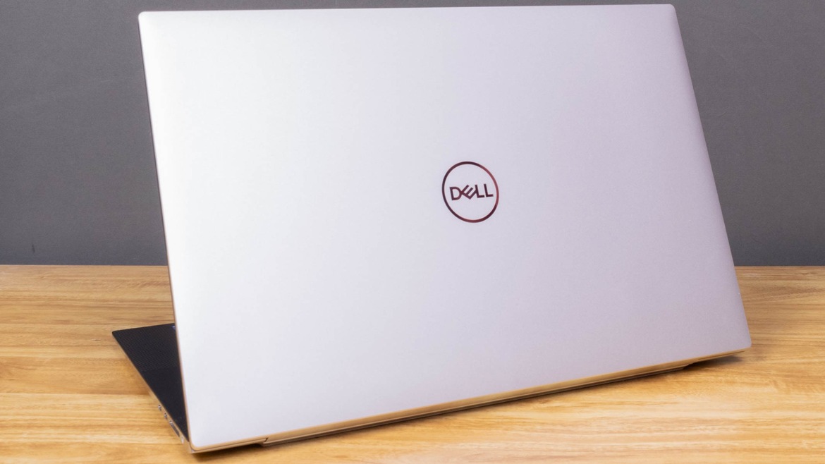 Dell XPS 17 (9730) Review: A High-Performance, Gorgeous Laptop