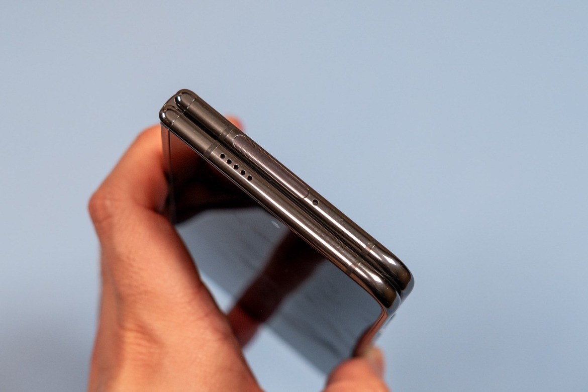 Google Pixel Fold Review: A Foldable Galaxy Rival With Trade-Offs