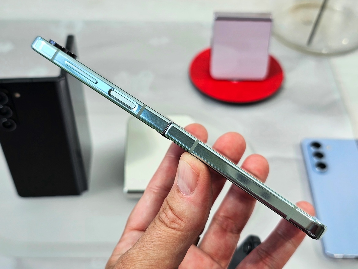 Samsung Galaxy Z Flip5 And Z Fold5 Review: The Folding Phones To Beat