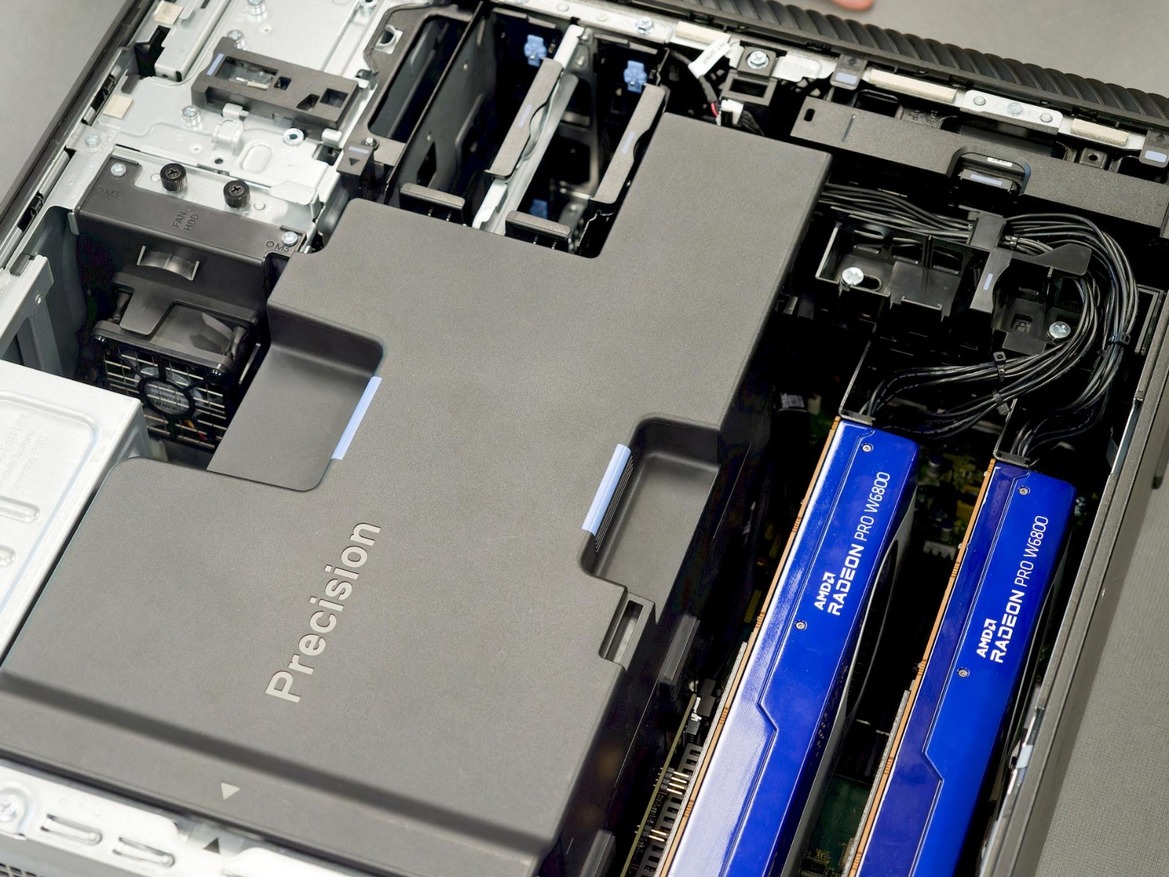 AMD Threadripper Pro 7000 Debut: 96-Core Zen 4 CPU Benchmarked