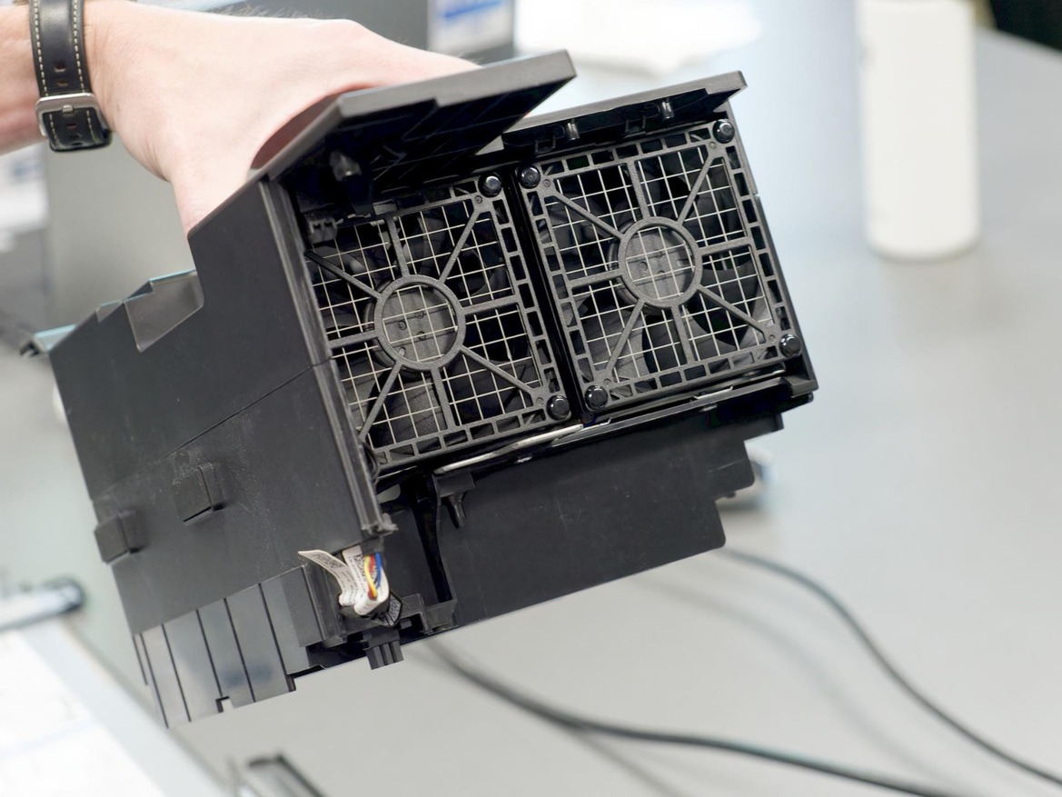 AMD Threadripper Pro 7000 Debut: 96-Core Zen 4 CPU Benchmarked