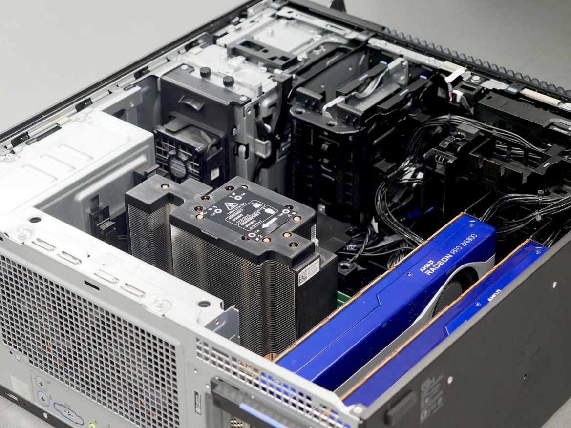 AMD Threadripper Pro 7000 Debut: 96-Core Zen 4 CPU Benchmarked