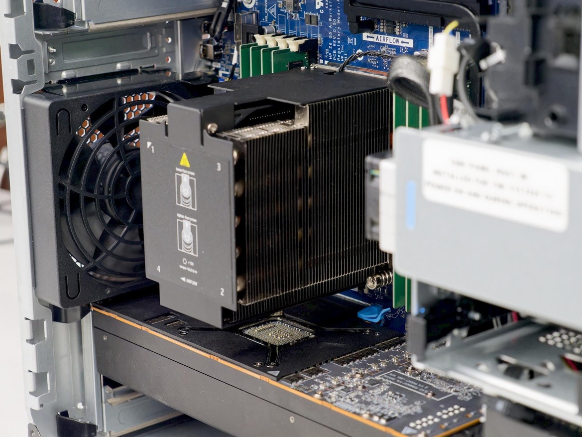 AMD Threadripper Pro 7000 Debut: 96-Core Zen 4 CPU Benchmarked