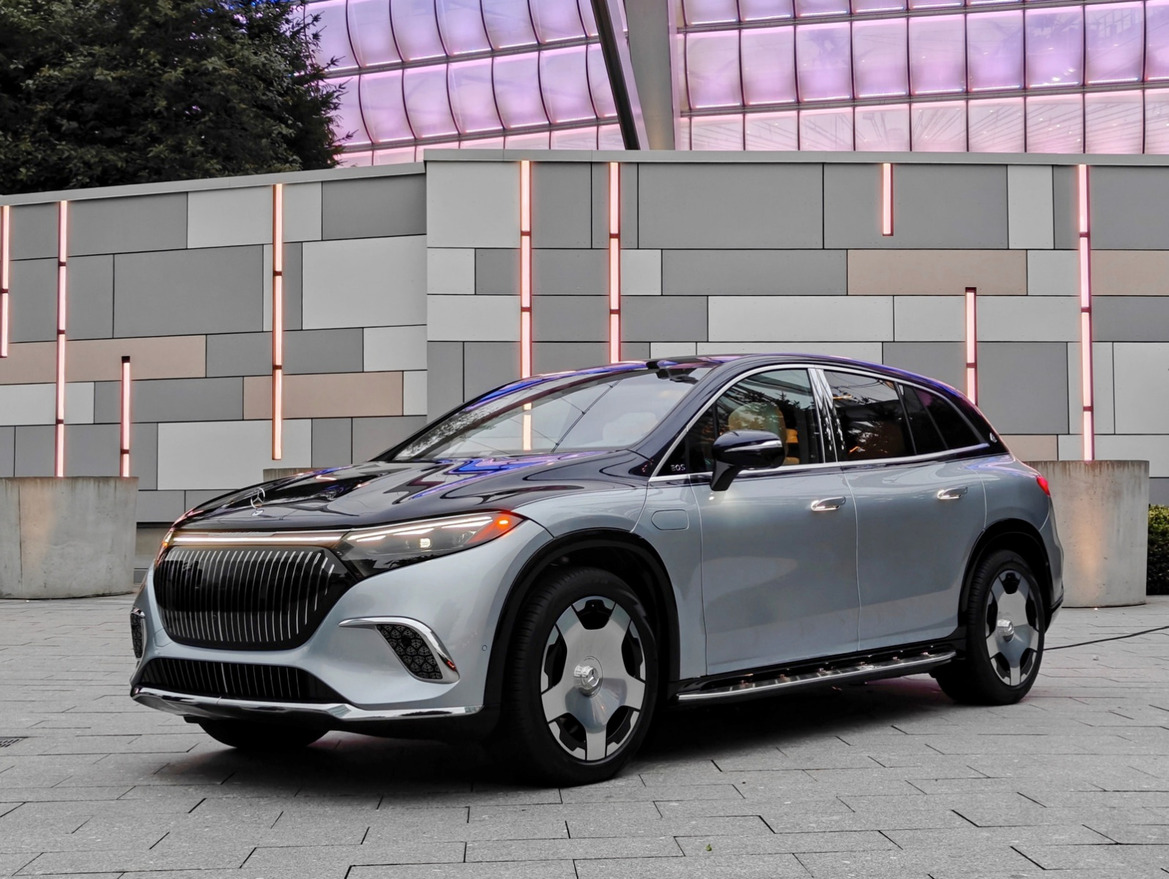 OnePlus Open Review: This Folding Phone Puts All Others On Notice