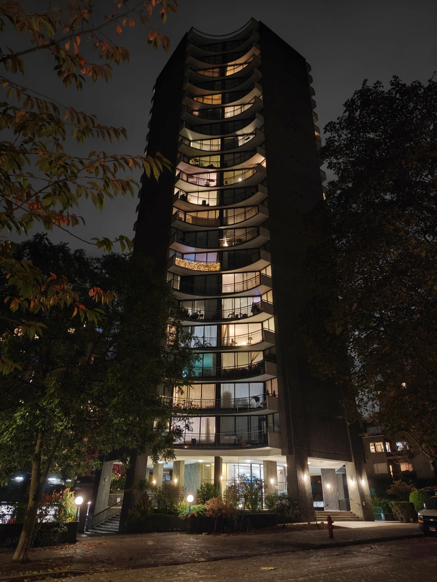 OnePlus Open Review: This Folding Phone Puts All Others On Notice