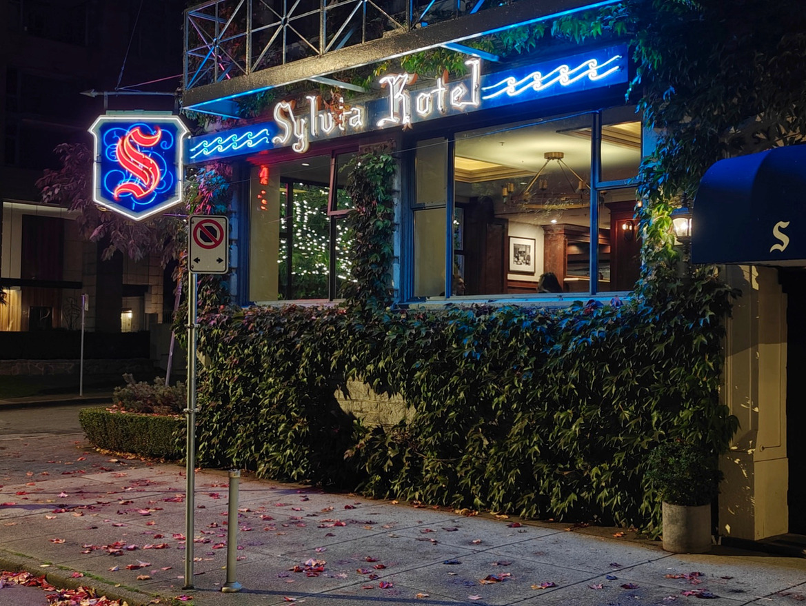 OnePlus Open Review: This Folding Phone Puts All Others On Notice