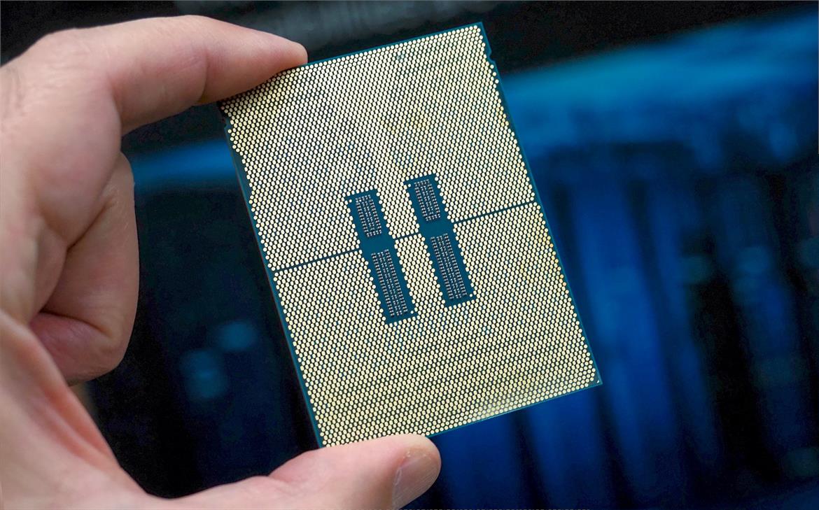 Intel 5th Gen Xeon Processors Debut: Emerald Rapids Benchmarks