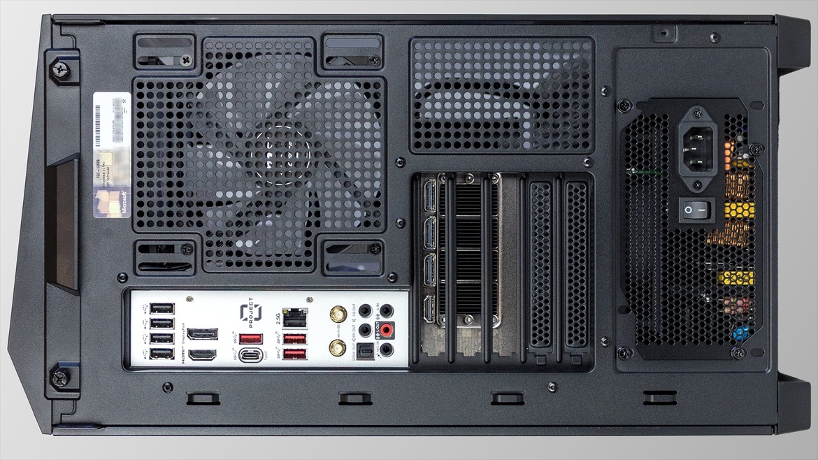 Maingear ZERO Gaming PC Review: The Cleanest Desktop PC Ever