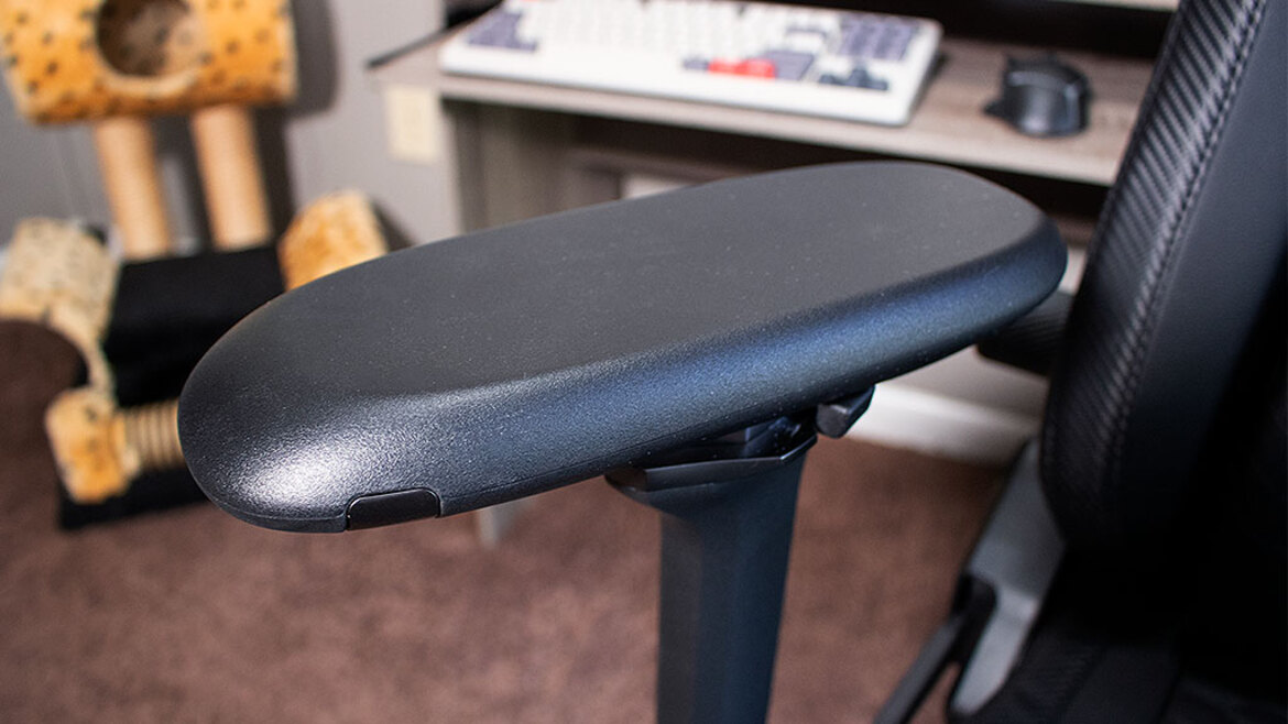 Razer Iskur V2 Gaming Chair Review: Dialing Into Your Comfort Zone