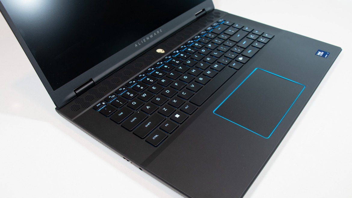 Alienware m16 R2 Review: A Multi-Purpose Sleeper Gaming Laptop