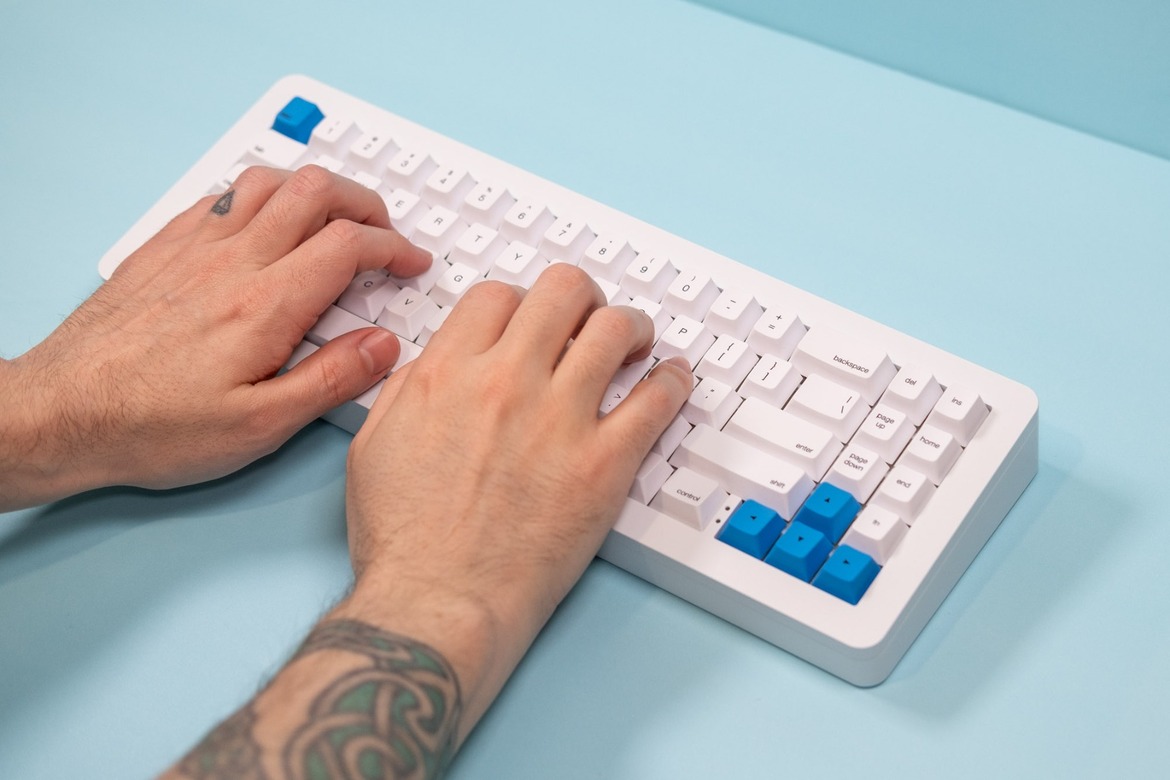 WhiteFox Eclipse Mechanical Keyboard Review: A Modular Magnetic Marvel