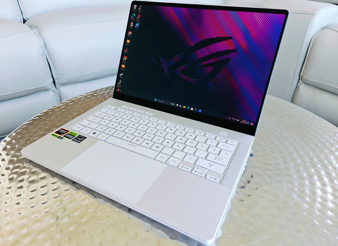 ASUS ROG Zephyrus G14 (2024) Gaming Laptop Review: Pretty And Powerful