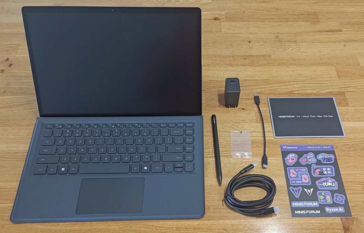 Minisforum V3 3-in-1 Tablet Review: A Flexible Ryzen-Powered Portable