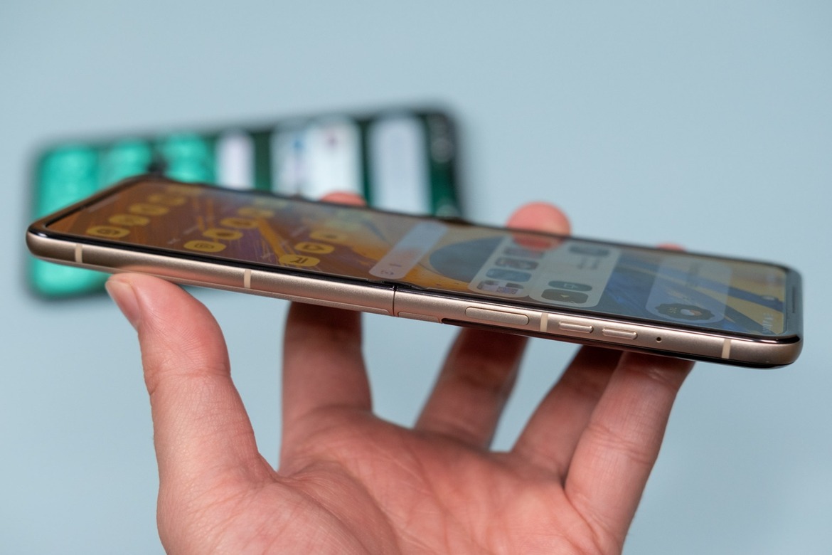 Motorola Razr And Razr+ (2024) Review: Phenomenal Flip Phones