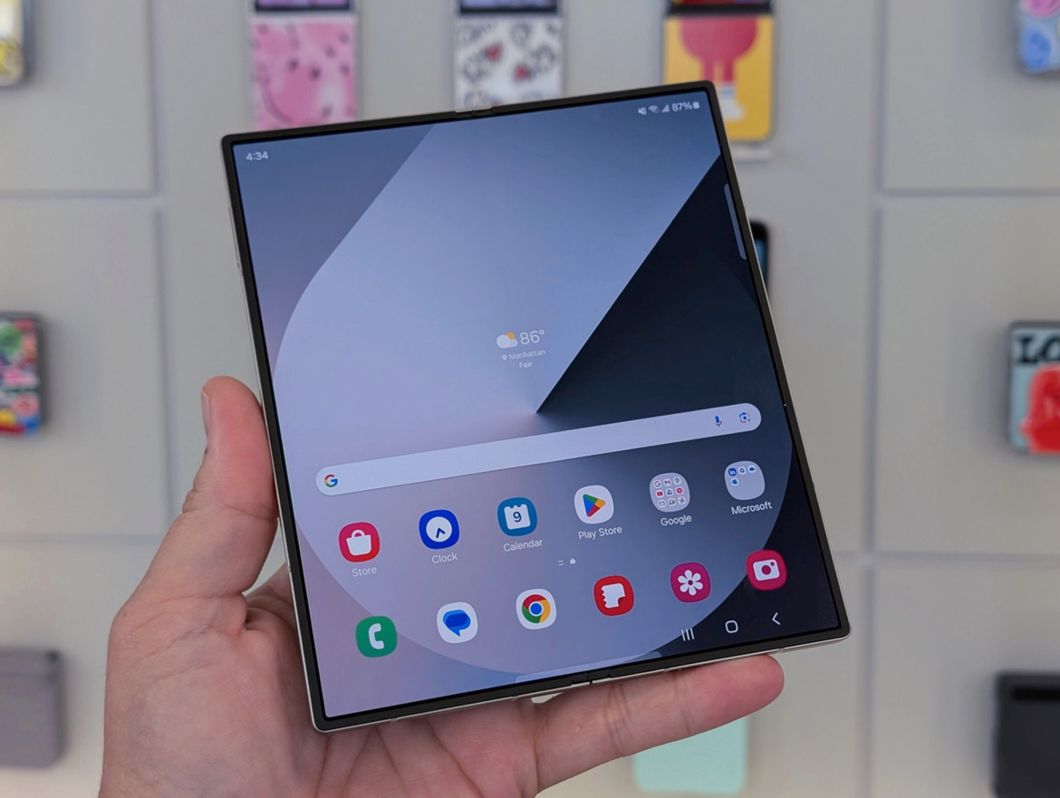 Samsung Galaxy Z Fold6 Review: Refinement Amid Strong Competition
