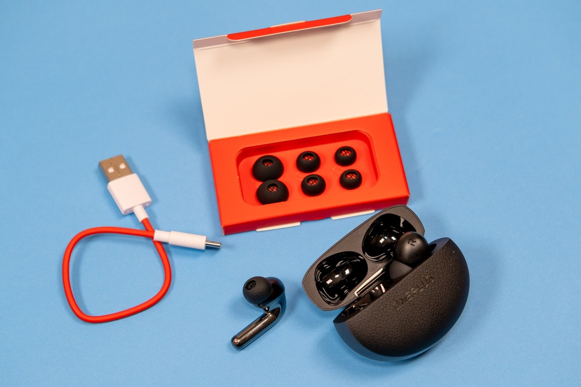 OnePlus Buds Pro 3 Review: High Fidelity Personal Audio Priced Right