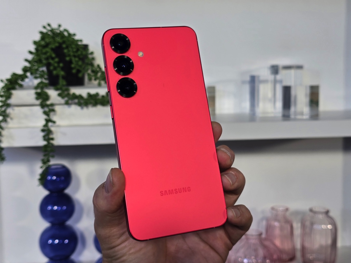 Hands-On With Samsung's Galaxy S25 Ultra, S25 Plus And S25, LIVE At Unpacked 2025