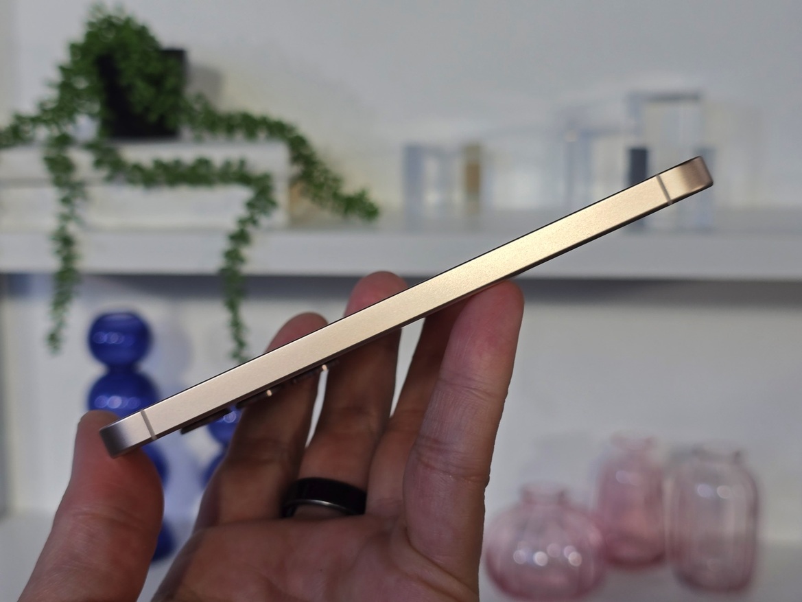 Hands-On With Samsung's Galaxy S25 Ultra, S25 Plus And S25, LIVE At Unpacked 2025