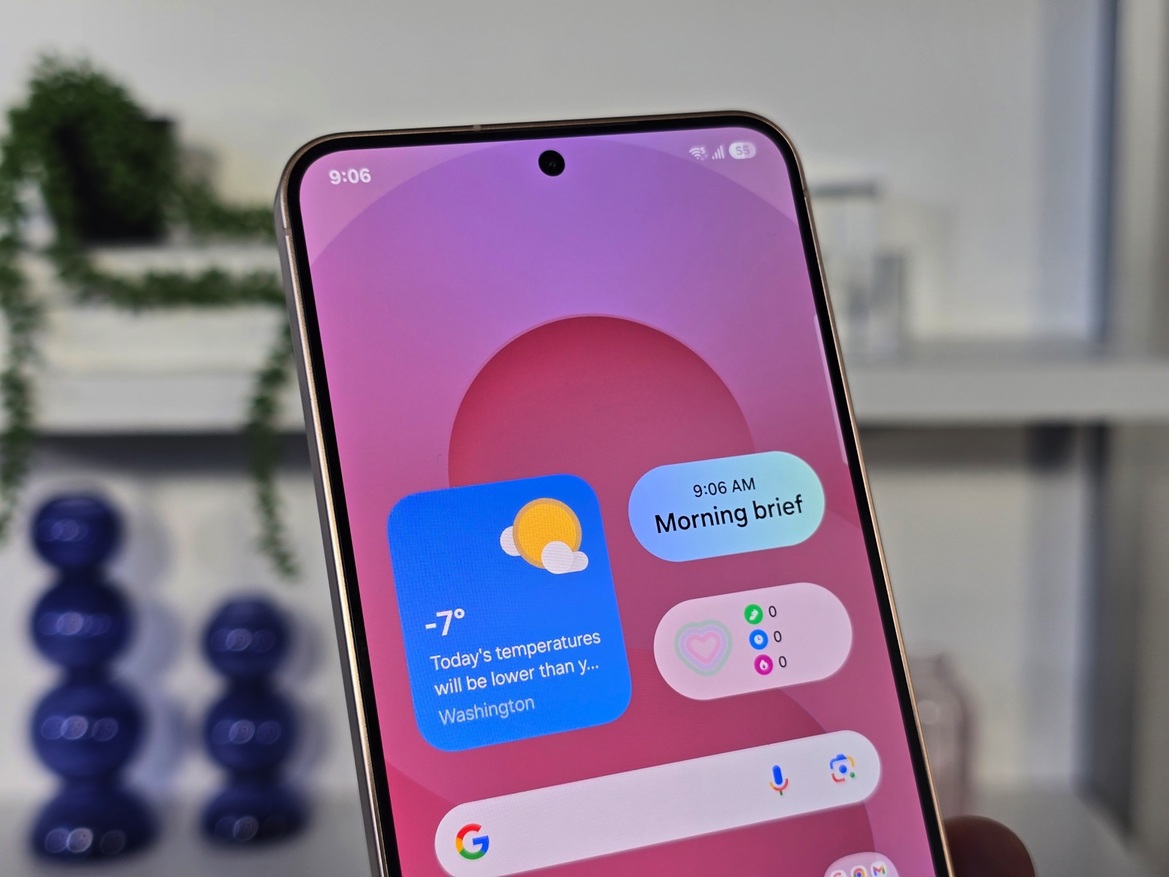 Hands-On With Samsung's Galaxy S25 Ultra, S25 Plus And S25, LIVE At Unpacked 2025