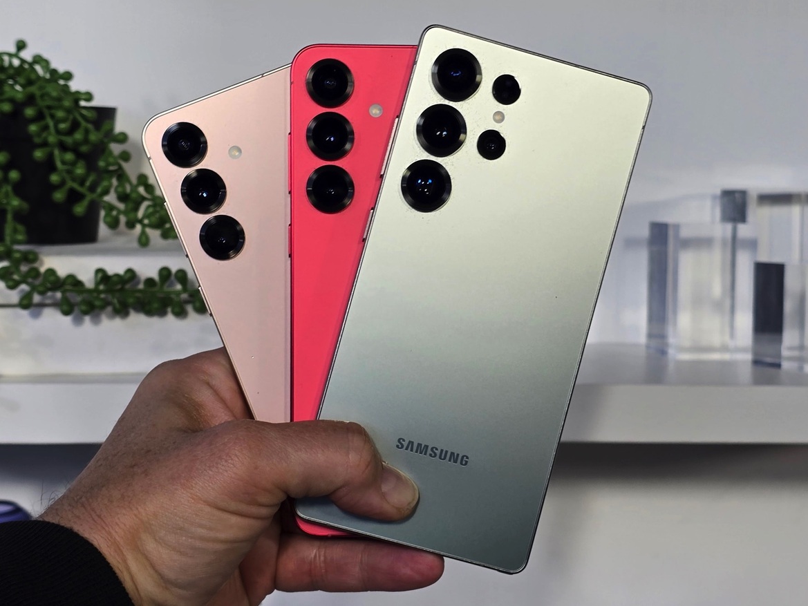 Hands-On With Samsung's Galaxy S25 Ultra, S25 Plus And S25, LIVE At Unpacked 2025