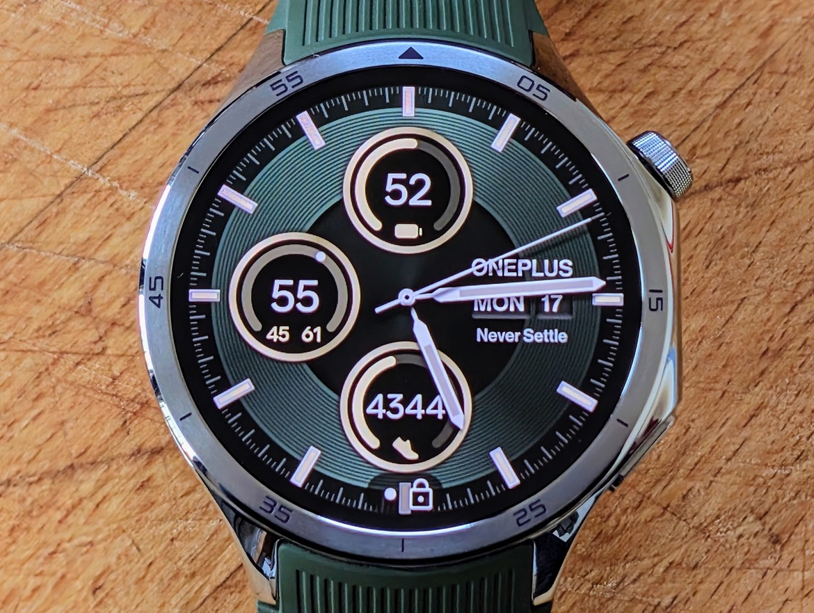 OnePlus Watch 3 Review: WearOS Battery Life Champ, Great Display