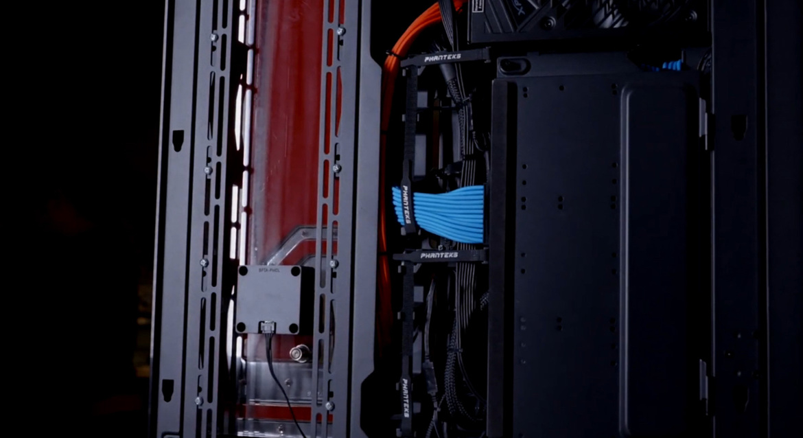 Maingear Apex Force Gaming PC: A Custom Liquid-Cooled Masterpiece