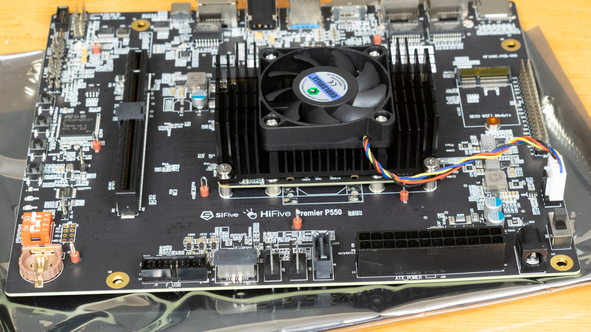 SiFive HiFive Premier P550 Review: A True RISC-V Dev Kit Platform Emerges