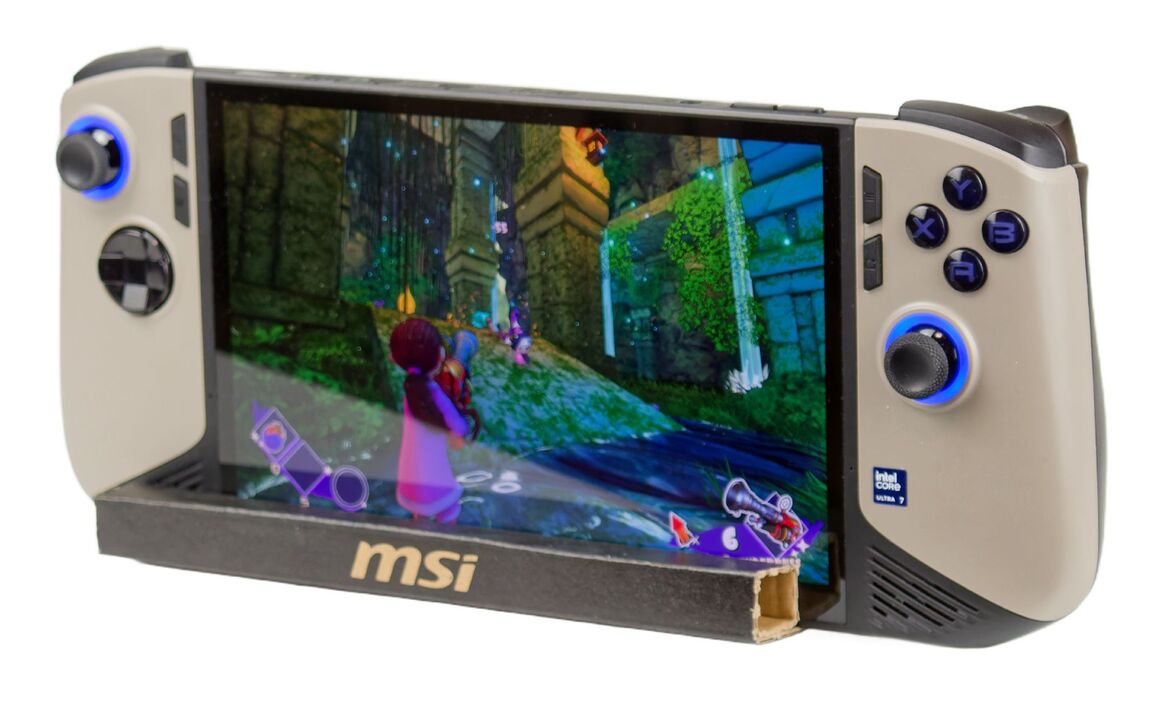 MSI Claw 8 AI+ Review: Plush And Premium Handheld Gaming