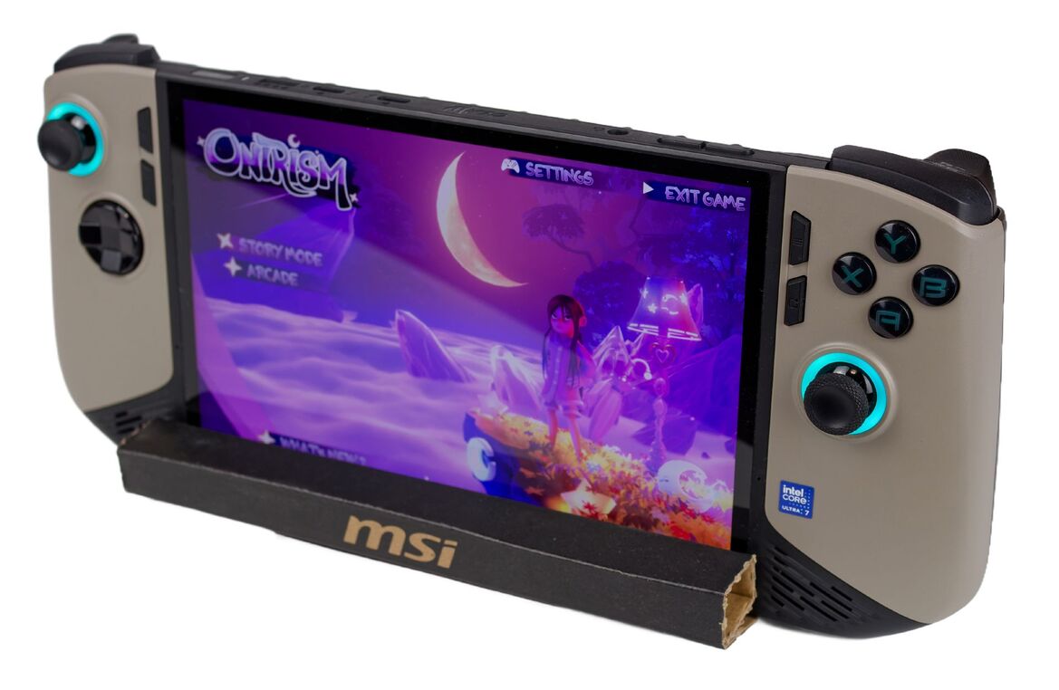 MSI Claw 8 AI+ Review: Plush And Premium Handheld Gaming