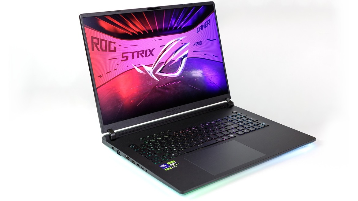 ASUS ROG Strix Scar 18 Review: RTX 5090 Infused Powerhouse