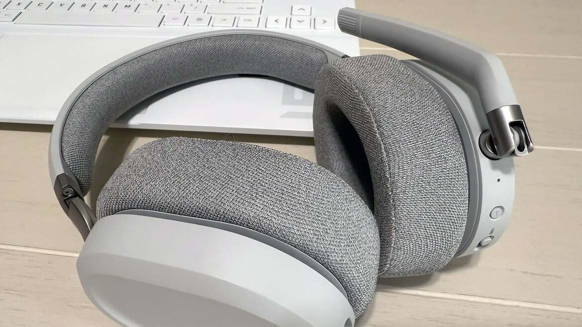 Fractal Design Scape Headset Review: Elegant And Versatile Audio