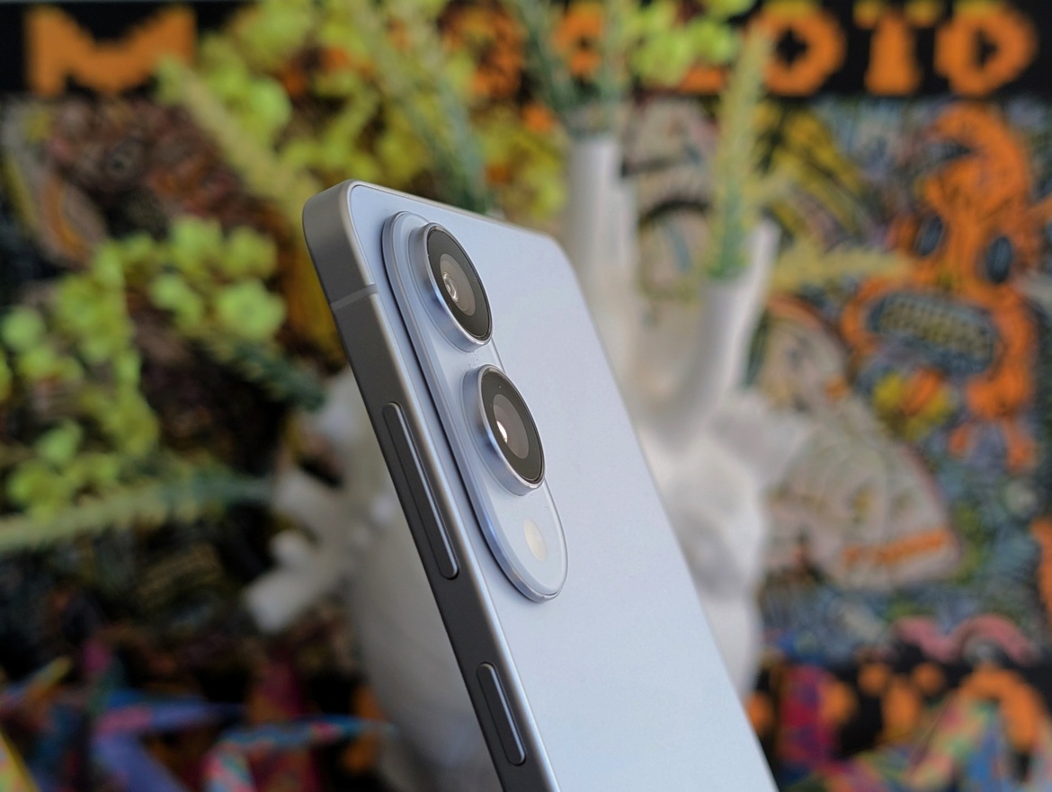 Samsung Galaxy S25 Edge Review: Slim, Sleek, But Living On The Edge