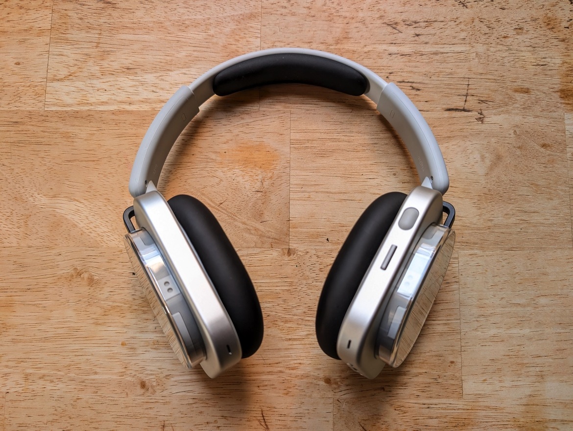 Nothing Headphone (1) Ears-On: An Impressive First Effort