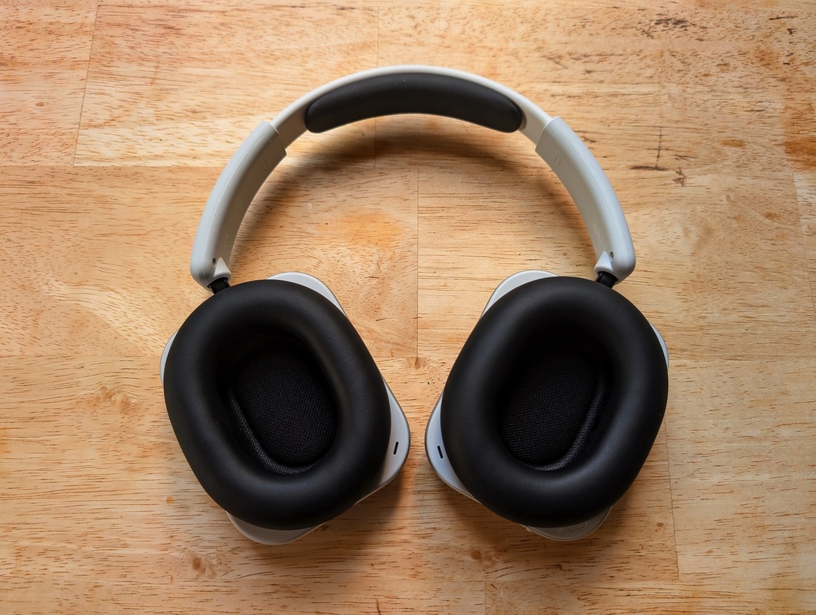 Nothing Headphone (1) Ears-On: An Impressive First Effort
