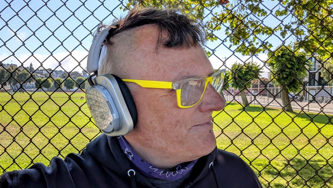 Nothing Headphone (1) Ears-On: An Impressive First Effort