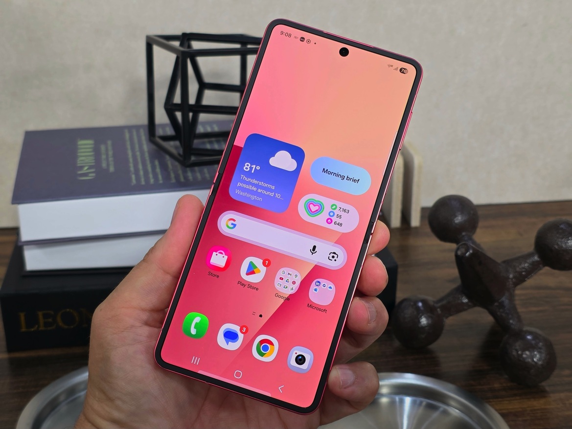 An Exciting Hands-On: Samsung Galaxy Z Fold7, Flip7, Flip7 FE & Watch8 Debut