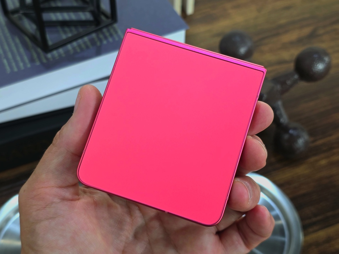 An Exciting Hands-On: Samsung Galaxy Z Fold7, Flip7, Flip7 FE & Watch8 Debut