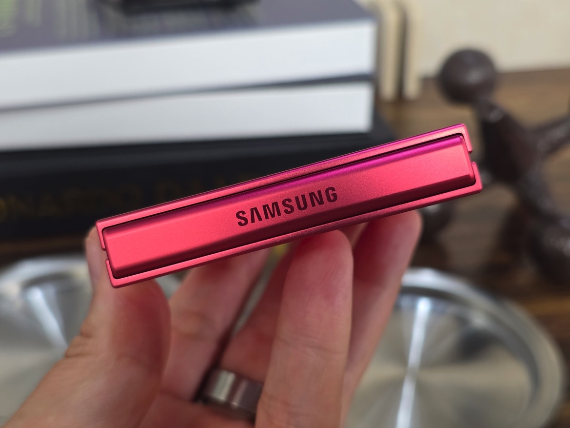 An Exciting Hands-On: Samsung Galaxy Z Fold7, Flip7, Flip7 FE & Watch8 Debut