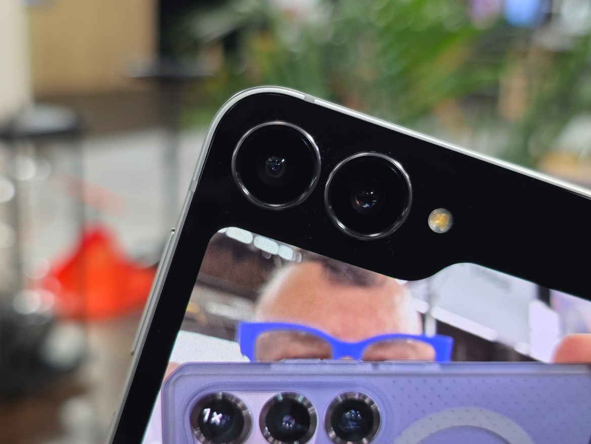 An Exciting Hands-On: Samsung Galaxy Z Fold7, Flip7, Flip7 FE & Watch8 Debut