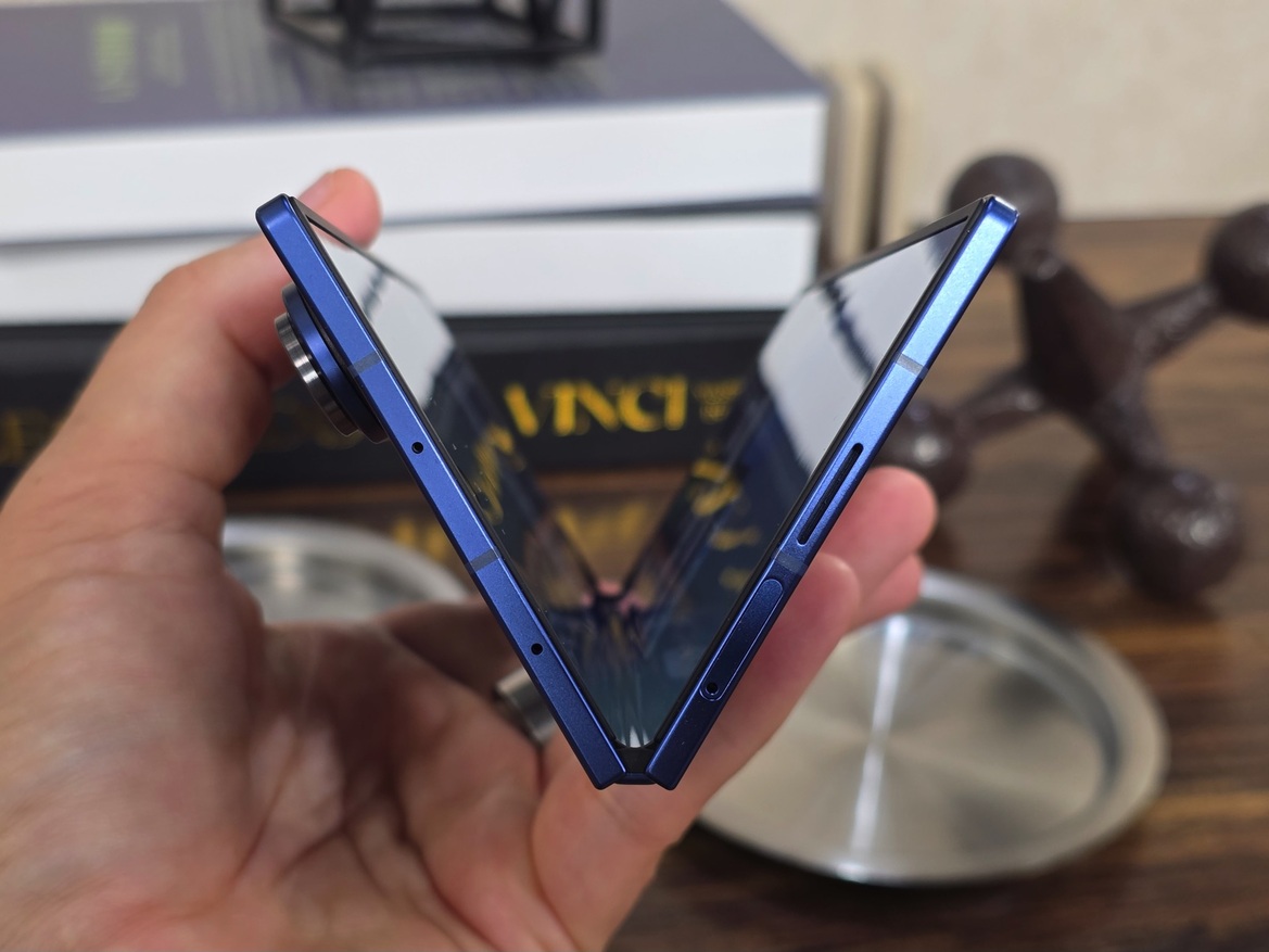 Galaxy Z Fold7 Review: Samsung’s Stunning Folding Phone Revival