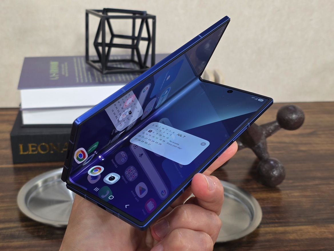 Galaxy Z Fold7 Review: Samsung’s Stunning Folding Phone Revival