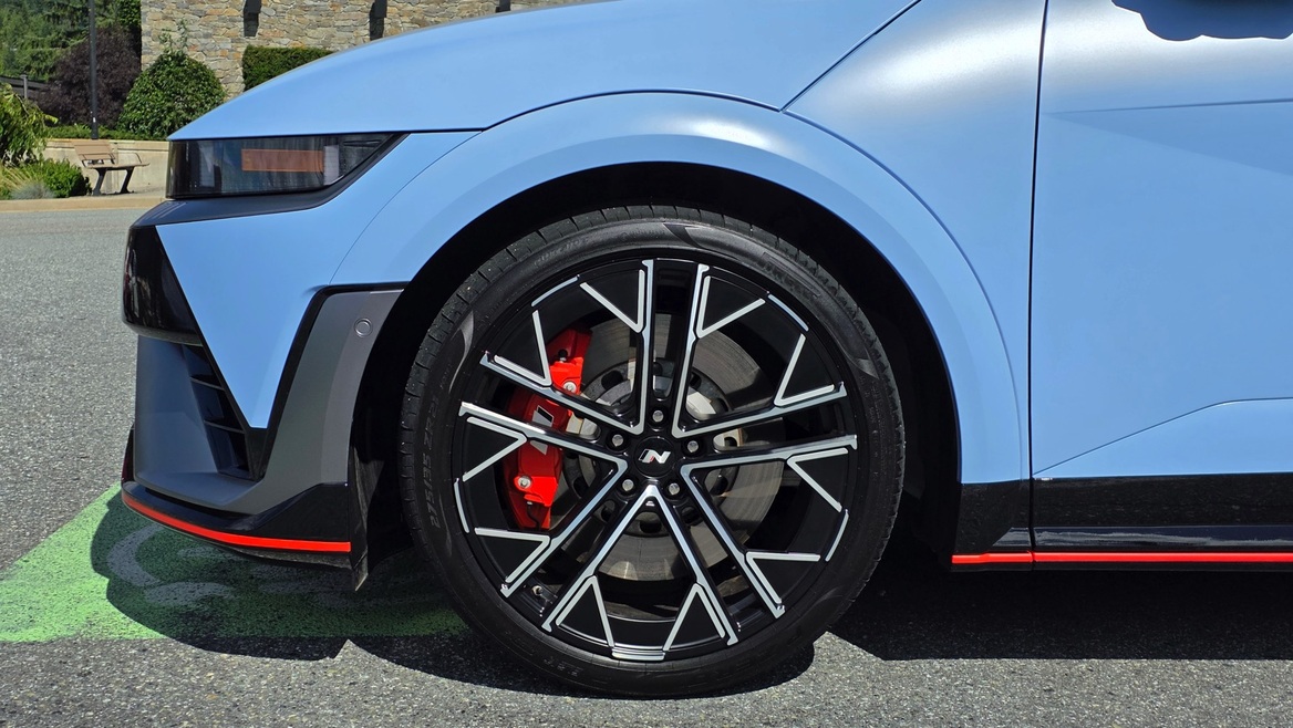 Galaxy Z Fold7 Review: Samsung’s Stunning Folding Phone Revival