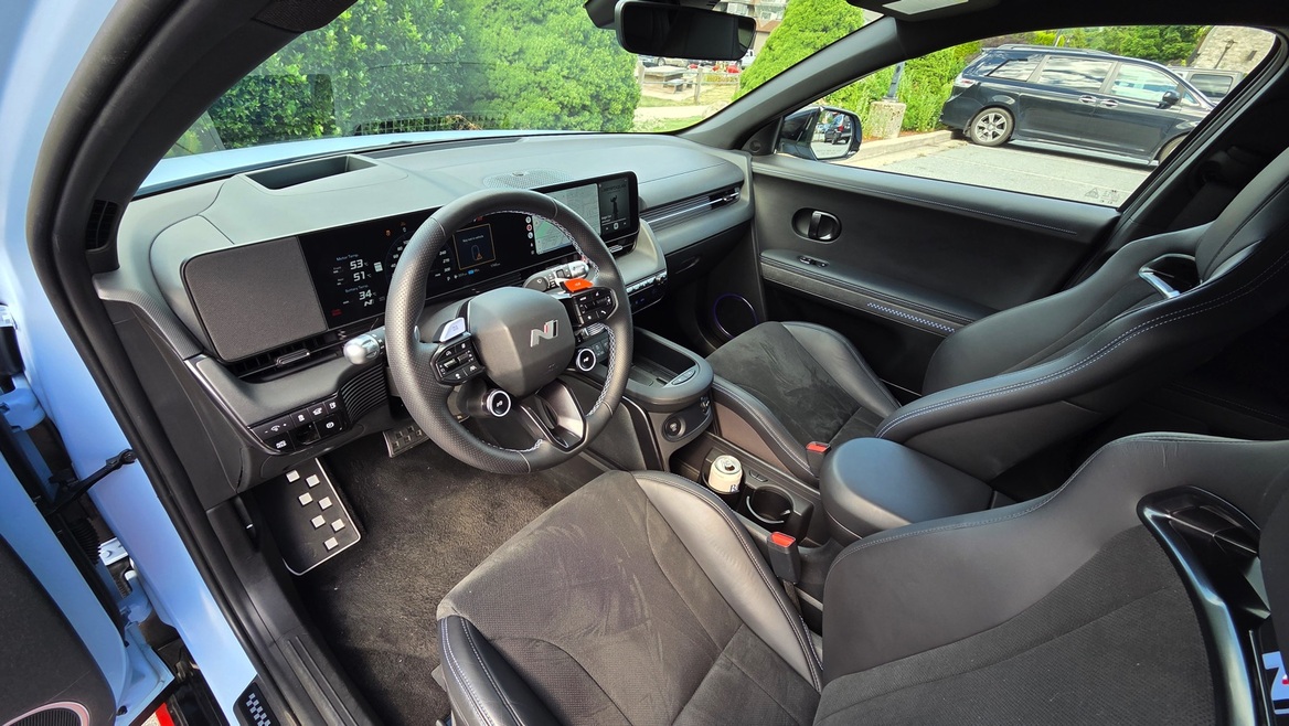 Galaxy Z Fold7 Review: Samsung’s Stunning Folding Phone Revival