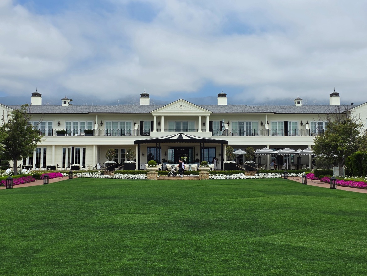 Galaxy Z Fold7 Review: Samsung’s Stunning Folding Phone Revival