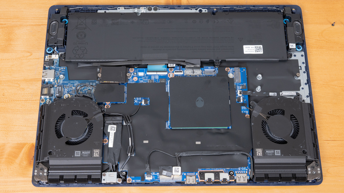 Alienware 16X Aurora Review: Gaming Power, Premium Design, Solid Value