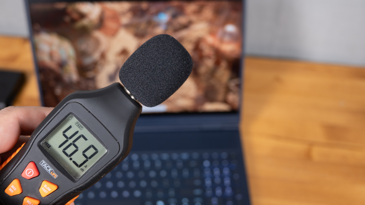 Alienware 16X Aurora Review: Gaming Power, Premium Design, Solid Value