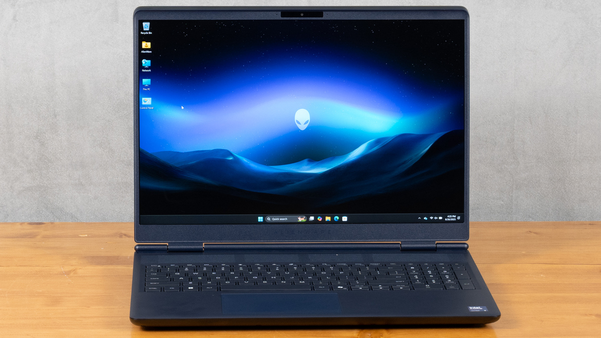 Alienware 16X Aurora Review: Gaming Power, Premium Design, Solid Value