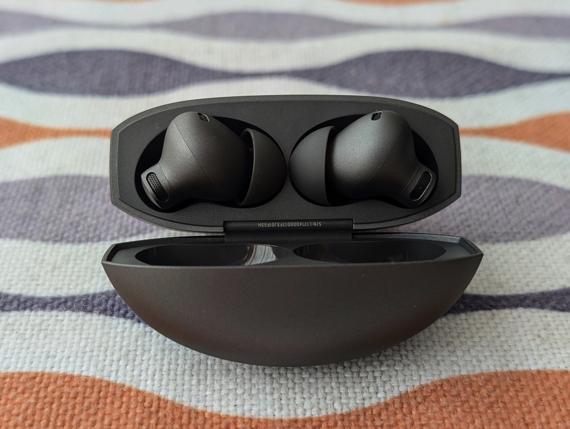 OnePlus Buds 4 Review: Mid-Range Wireless Earbuds That Rock